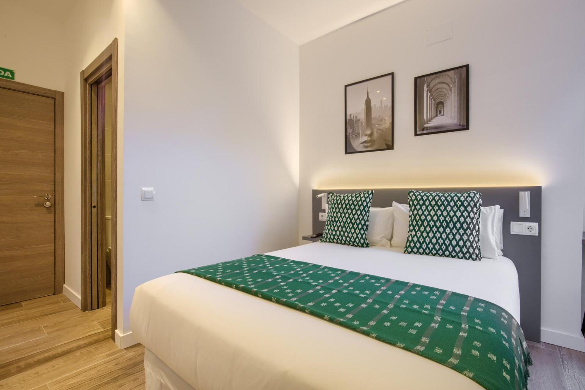 Dobo Madrid Galileo — Photos 3